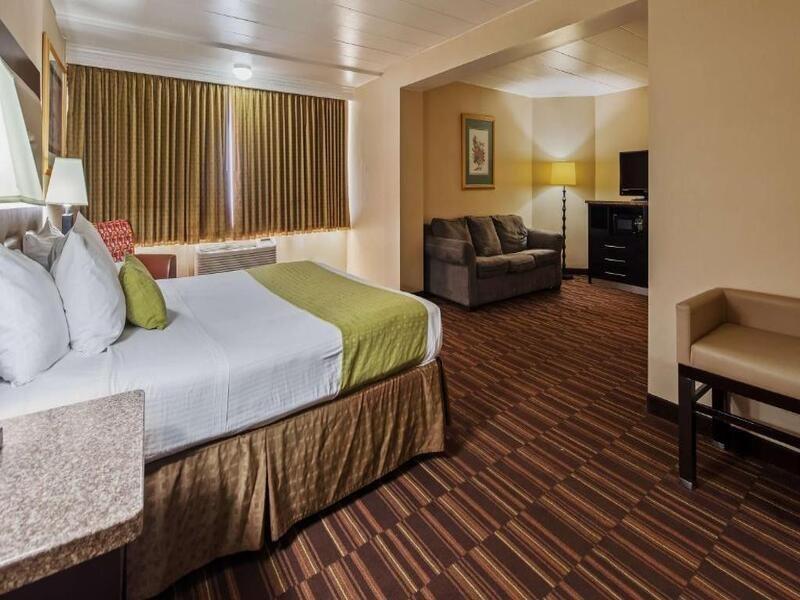 Best Western Louisville East Inn & Suites Eksteriør bilde