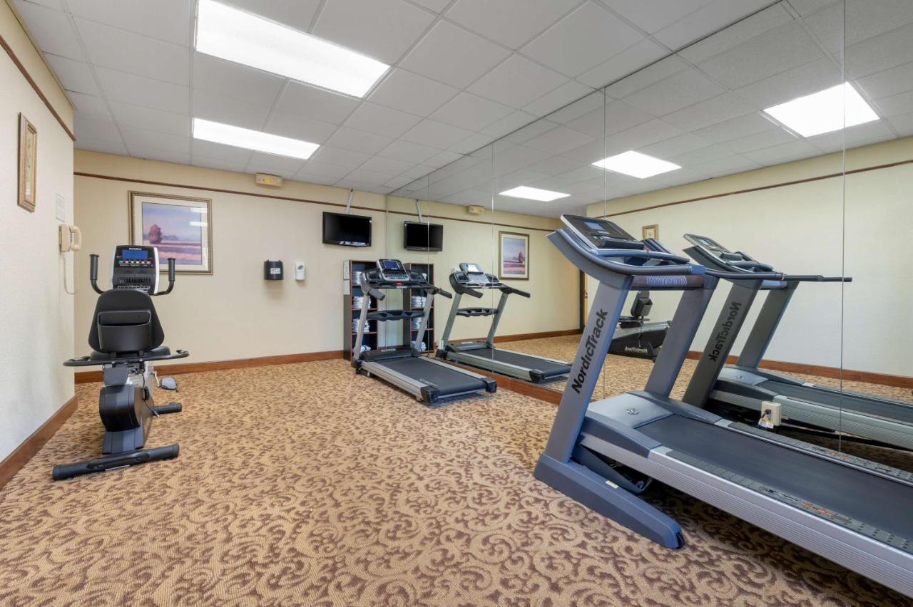 Best Western Louisville East Inn & Suites Eksteriør bilde