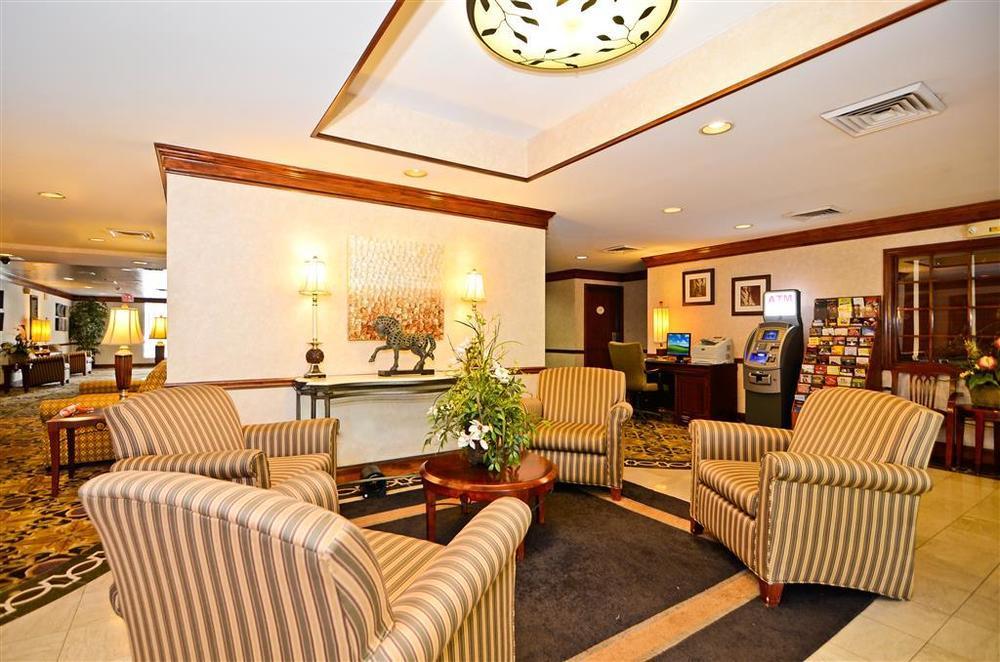 Best Western Louisville East Inn & Suites Interiør bilde