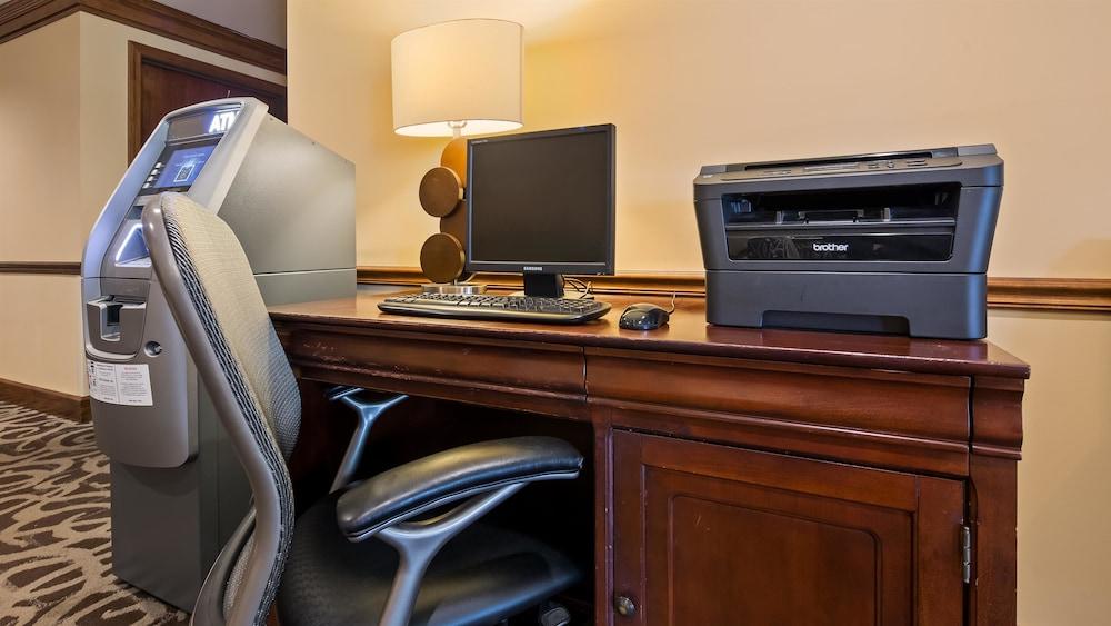 Best Western Louisville East Inn & Suites Eksteriør bilde