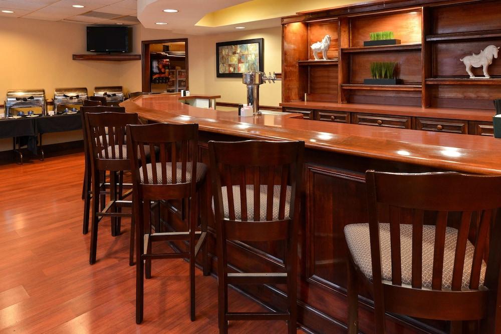 Best Western Louisville East Inn & Suites Eksteriør bilde