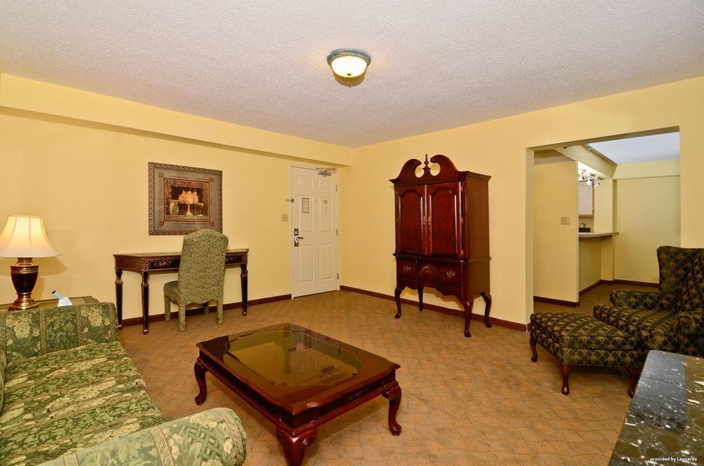 Best Western Louisville East Inn & Suites Rom bilde