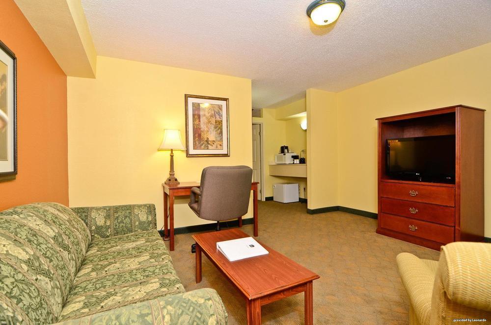 Best Western Louisville East Inn & Suites Rom bilde